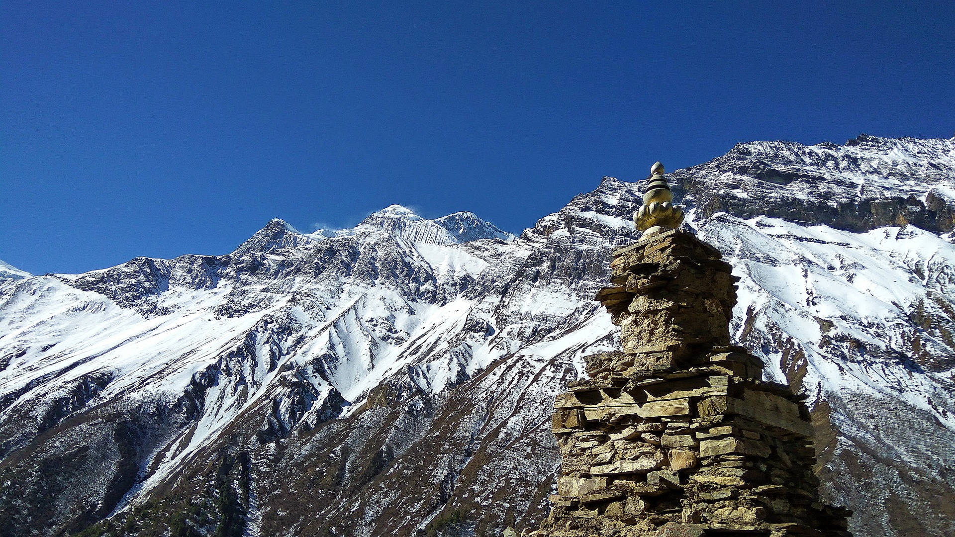 Himalayan mountains at dawn